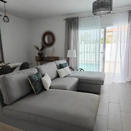 Magnolia Villa Callao Salvaje